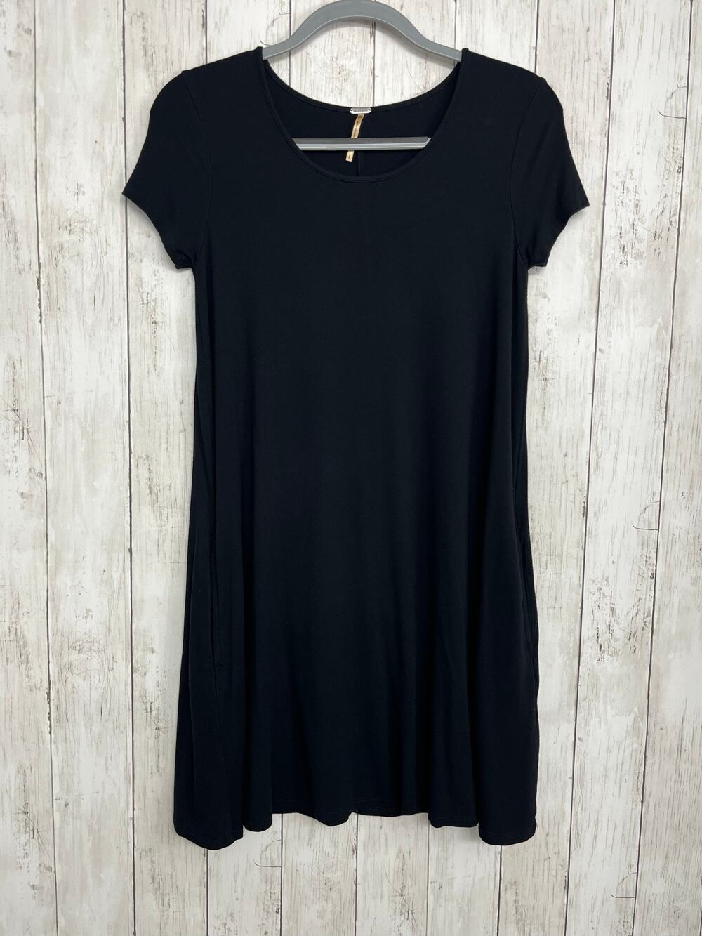 Harlow Black Short Sleeve Casual Dress Small Soft Stretch Everyday Basic Goth